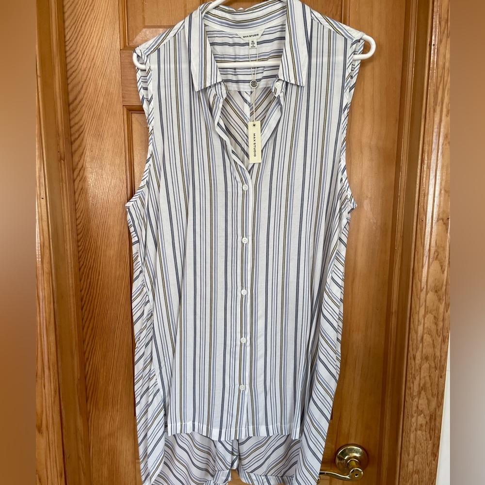 NWT Women’s Max Studio Striped Button Front High/Low Shirt